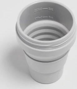 STOJO - Opvouwbare Beker - To Go - Grijs - 237ml - Herbruikbaar -Servies Serie Winkel 1039x1200 4