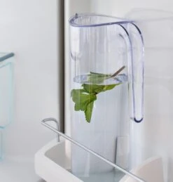 Mepal Flow Waterkan - 1,5 L - Helder 6 Mepal Flow Waterkan - 1,5 L - Helder -Servies Serie Winkel 1143x1200