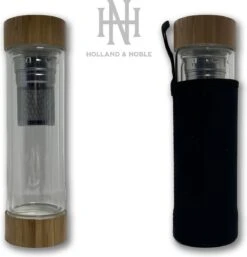 Holland & Noble - Thermo Theefles Met Zeef - 400 Ml Borosilicate Glas Dubbelwandig - Thee-infuser Met Bamboe Schroefdop Aan Beide Zijdes En Roestvrijstalen Zeef - Inclusief Neopreen Hoes -Servies Serie Winkel 1154x1200