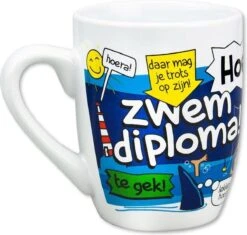 Paperdreams - Cartoonmok - Zwemdiploma -Servies Serie Winkel 1200x1142 2