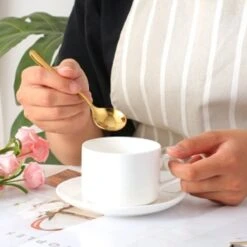 House Of Husk® Koffielepel Set - Theelepel - Koffielepeltjes - Espresso Lepeltjes - RVS - 12cm - 12 Stuks - Goud 5 House Of Husk® Koffielepel Set - Theelepel - Koffielepeltjes - Espresso Lepeltjes - RVS - 12cm - 12 Stuks - Goud -Servies Serie Winkel 1200x1200 1230