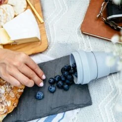 STOJO - Opvouwbare Beker - To Go - Grijs - 237ml - Herbruikbaar -Servies Serie Winkel 1200x1200 497