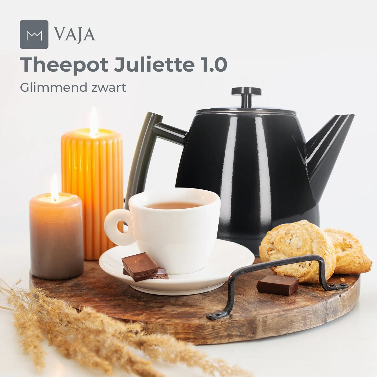 Vaja® Theepot Juliette Met Filter - Dubbelwandig -Theekan 1.0L - Glimmend Zwart 6 Vaja® Theepot Juliette Met Filter - Dubbelwandig -Theekan 1.0L - Glimmend Zwart - Afbeelding 6