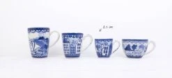 Blond Amsterdam Delfts Blond Minimok - 'Kussend' - Aardewerk -Servies Serie Winkel 1200x548 1
