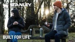 Stanley The Legendary Classic Bottle 0,75L - Thermosfles - Hammertone Green -Servies Serie Winkel 1200x675