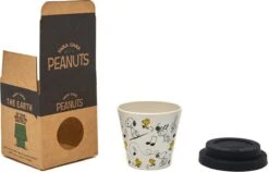 Quy Cup - 90ml Ecologische Reis Beker - Espressobeker “Peanuts Snoopy Music” Met Zwarte Siliconen Deksel -Servies Serie Winkel 1200x768