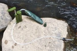 Luxe Water Filter Straw Incl. Waterzak - Complete Set - Waterfilter - Waterfles - Waterzuiveraar - Outdoor Life - Survival - BPA-vrij - Filtert 5000LL -Servies Serie Winkel 1200x791