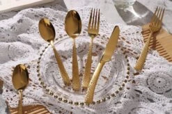 Bestekset - Bestek Goud Gehamerd -24 Delig-Zwitsers Kwaliteit-Complete Set-100% Roestvrijstaal-Gehamerd Gold 24k-Goud 24K -Servies Serie Winkel 1200x799 64