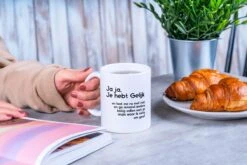 Grappige Mok Met Tekst: Jaja Je Hebt Gelijk | Grappige Cadeaus | Koffiemok | Koffiebeker | Theemok | Theebeker 7 Grappige Mok Met Tekst: Jaja Je Hebt Gelijk | Grappige Cadeaus | Koffiemok | Koffiebeker | Theemok | Theebeker -Servies Serie Winkel 1200x800 51