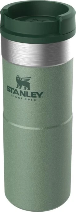 Stanley The NeverLeak™ Travel Mug 0,35L NEW - Thermosfles - Hammertone Green 16 Stanley The NeverLeak™ Travel Mug 0,35L NEW - Thermosfles - Hammertone Green -Servies Serie Winkel 430x1200