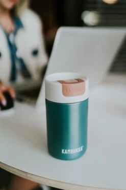 Kambukka Olympus Thermosbeker 300 Ml - Makkelijk Reinigen - Lekvrije Koffiebeker - RVS - Enchanted Forest 18 Kambukka Olympus Thermosbeker 300 Ml - Makkelijk Reinigen - Lekvrije Koffiebeker - RVS - Enchanted Forest -Servies Serie Winkel 800x1200 13