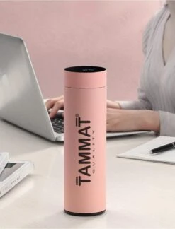 Slimme Thermosfles Met LCD Temperatuur Display - Curver Isolatiefles 500 ML - Rubber Coating - Dubbelwandige Thermosfles - Thermosbeker - Isoleerfles - Thermoskan - Travel Mug - Bidon Drinkfles - Koffiebeker - Drinkflessen - RVS - Smart Thermos -Servies Serie Winkel 915x1200